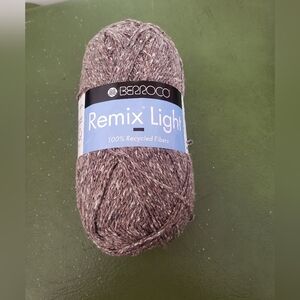 NWT BERROCO Remix Light 100% Recycled Materials Yarn 6933 Speckled Marbled